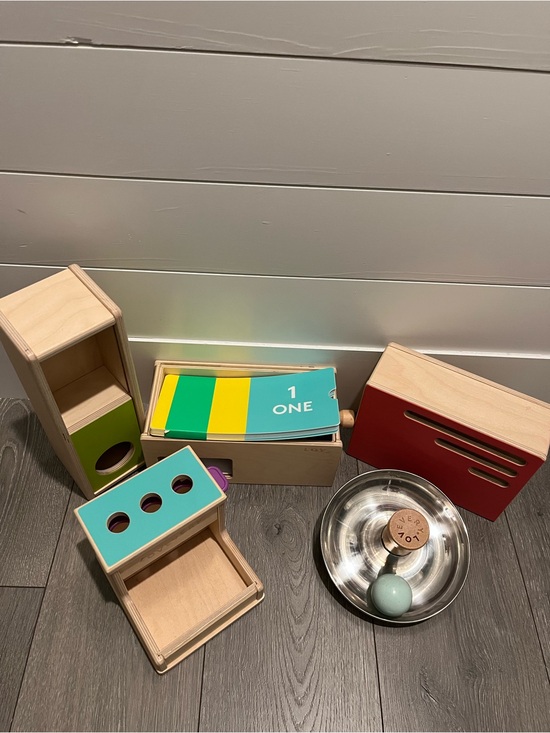 LOVEVERY Other - Lovevery Wooden Montessori Counting Toy Set with Colorful Number Cards Bundle